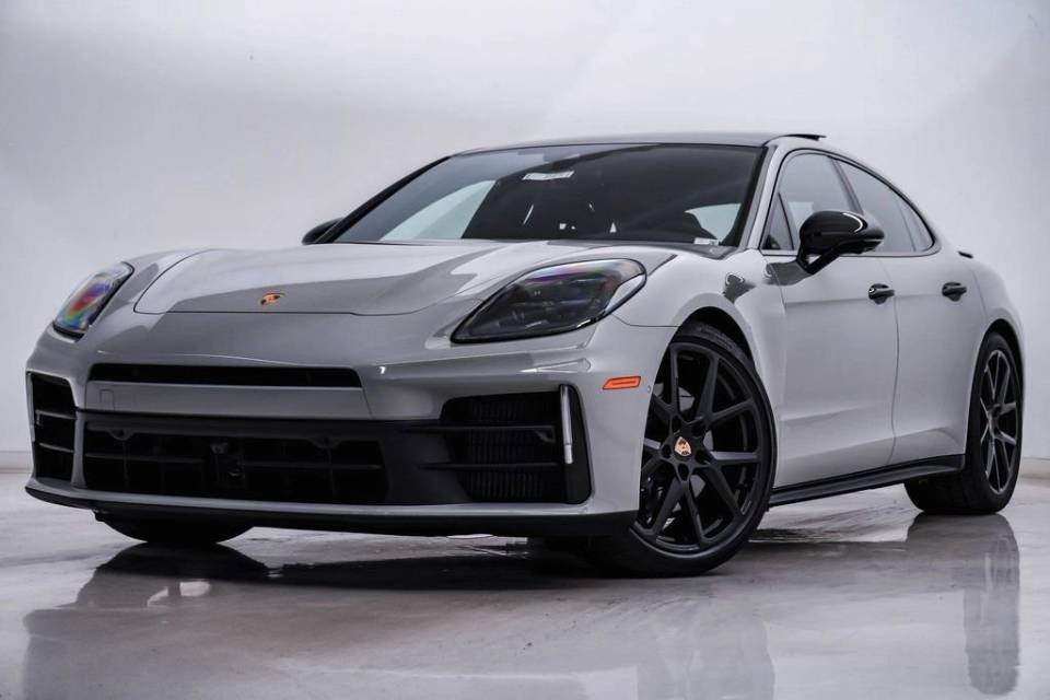 2025 Porsche Panamera