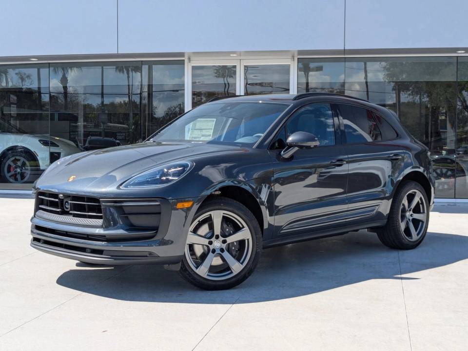 2025 Porsche Macan