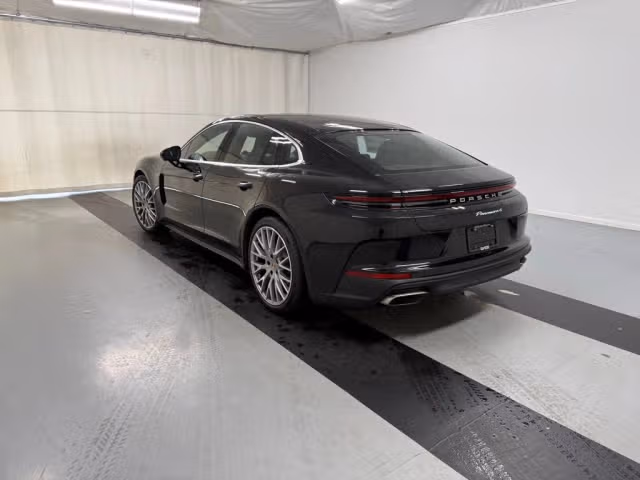 2026 Porsche Panamera Base - Photo 18
