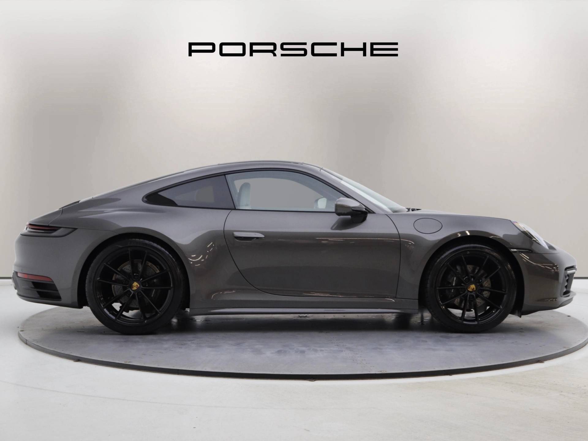 911 Carrera 4, photo 2 of 41