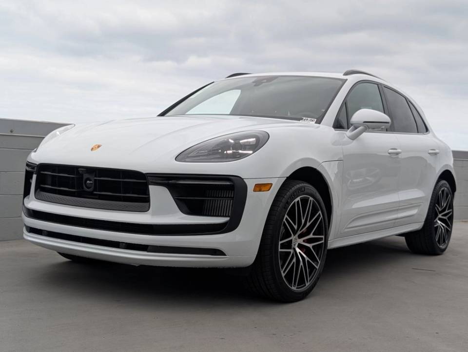 2026 Porsche Macan