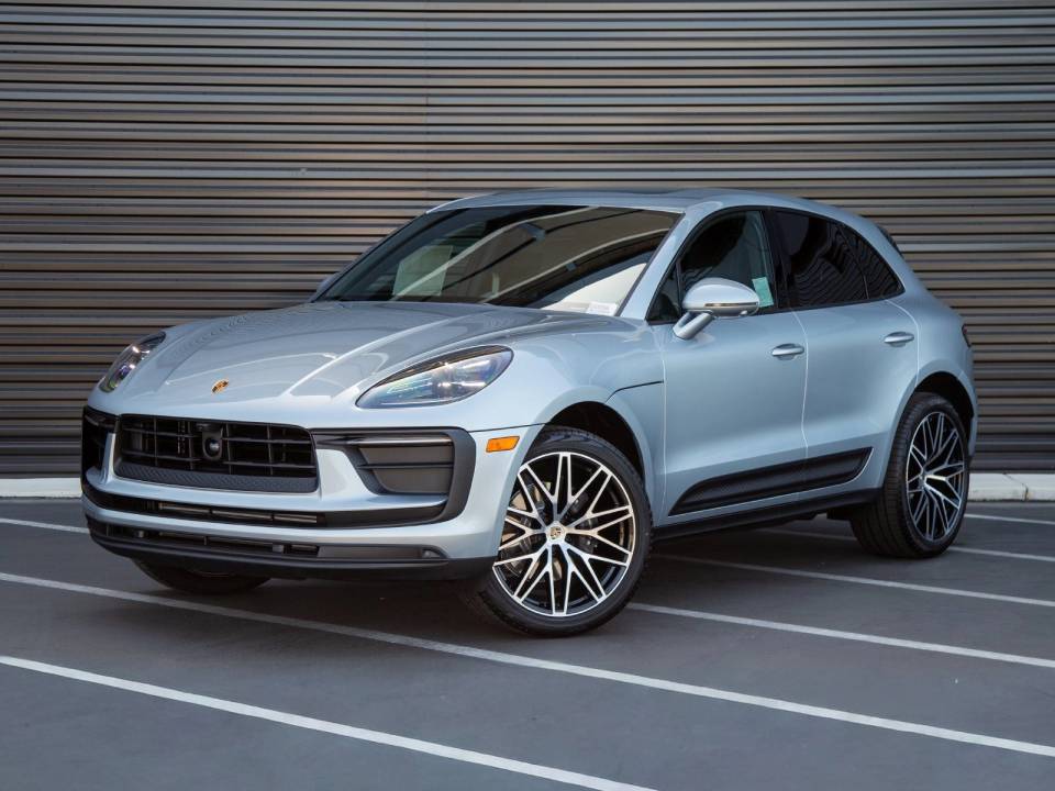 2026 Porsche Macan