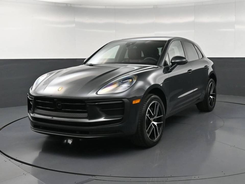 2026 Porsche Macan