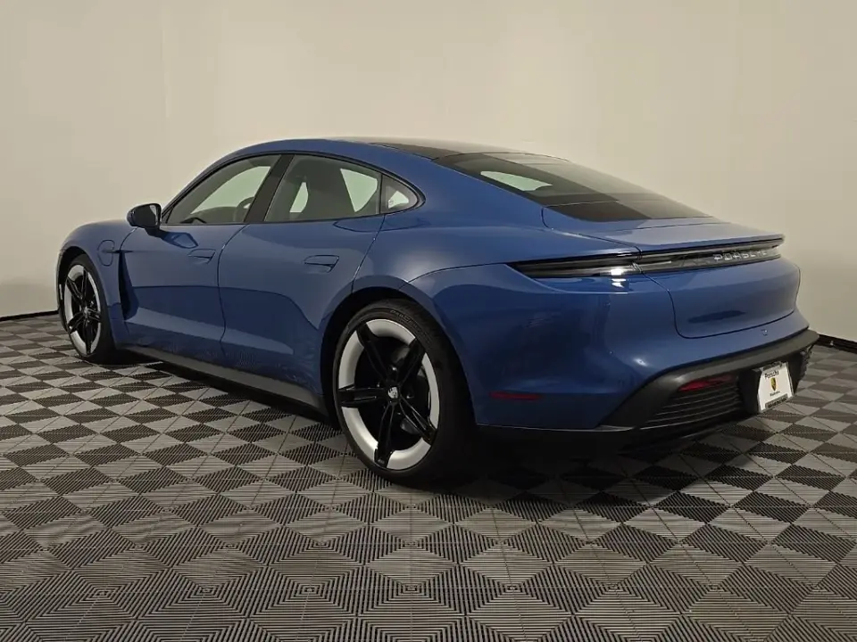 2025 Porsche Taycan Base - Photo 23
