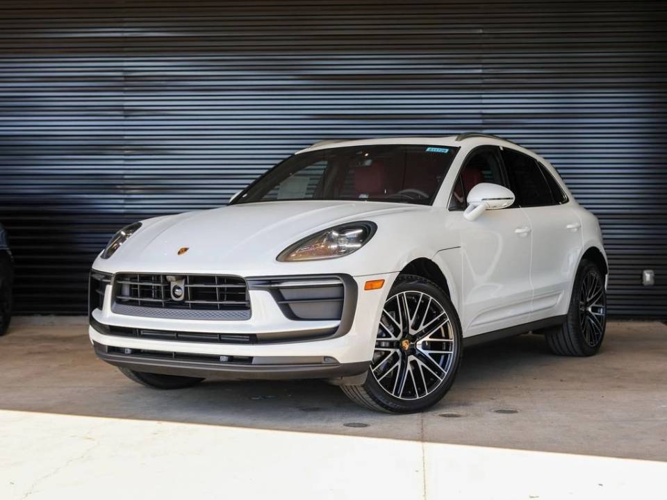 2026 Porsche Macan