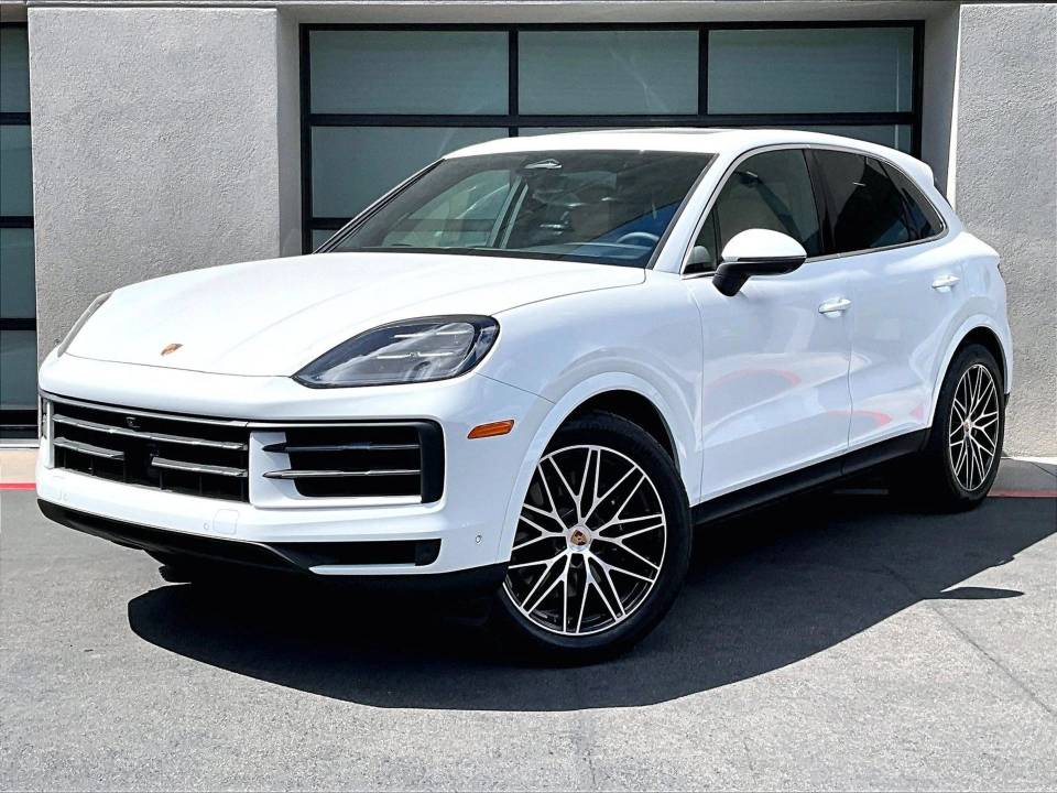 2026 Porsche Cayenne Base