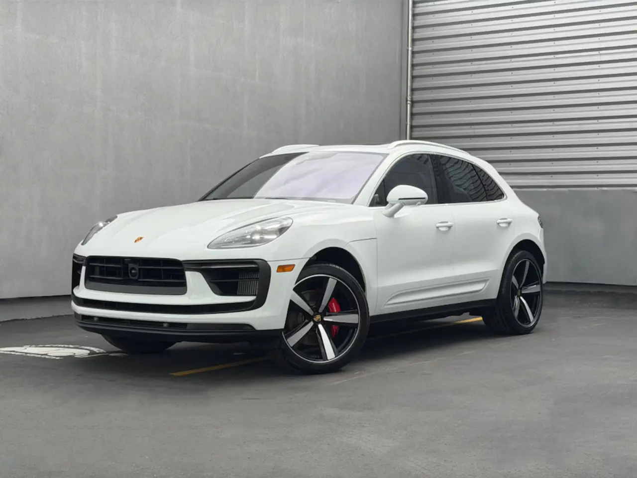 2026 Porsche Macan S - Photo 8