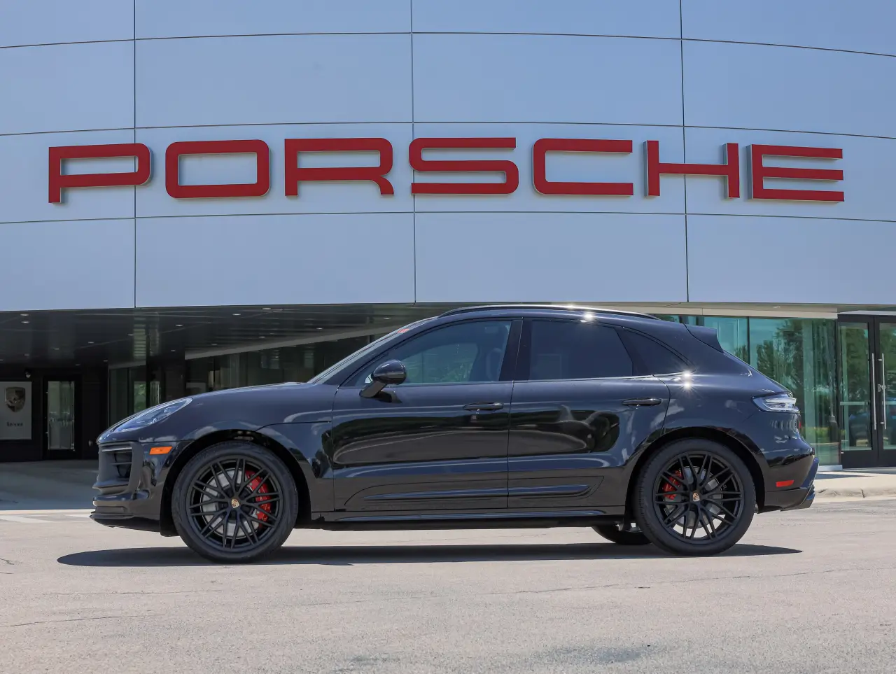 2026 Porsche Macan GTS - Photo 16