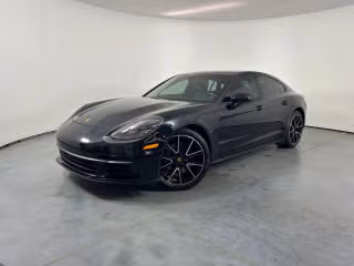 2020 Porsche Panamera 4S's photo