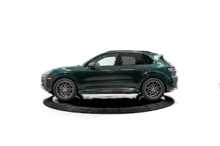2025 Porsche Cayenne GTS - Photo 13