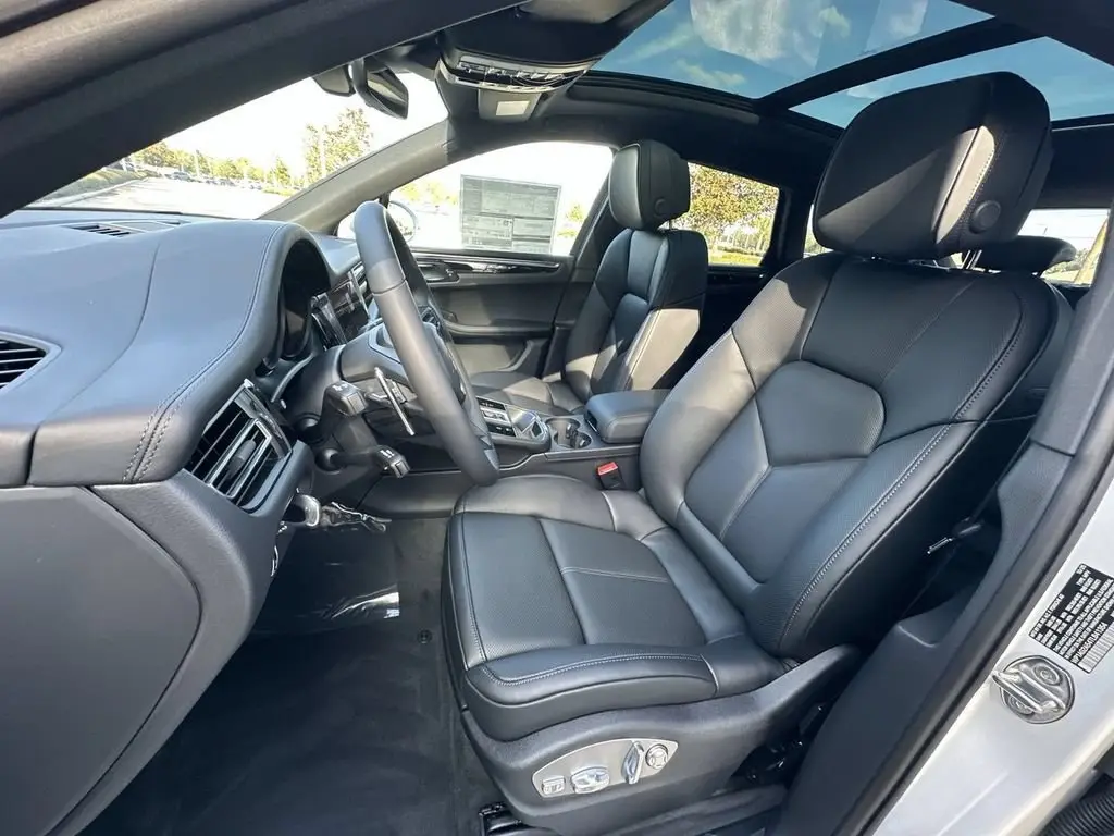 2026 Porsche Macan S - Photo 40