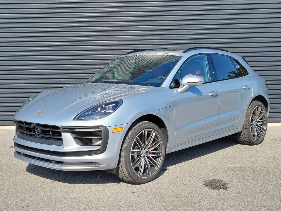 2026 Porsche Macan