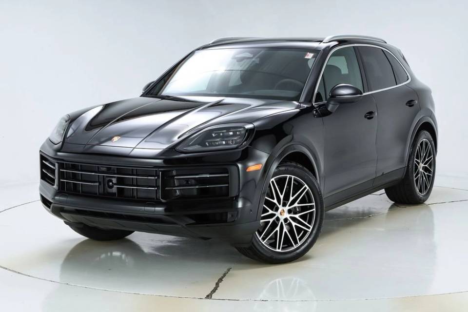 2026 Porsche Cayenne Base