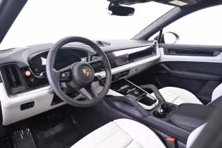 2026 Porsche Cayenne Coupe Base - Photo 25