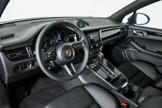 2026 Porsche Macan Base - Photo 30