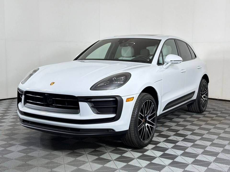 2026 Porsche Macan
