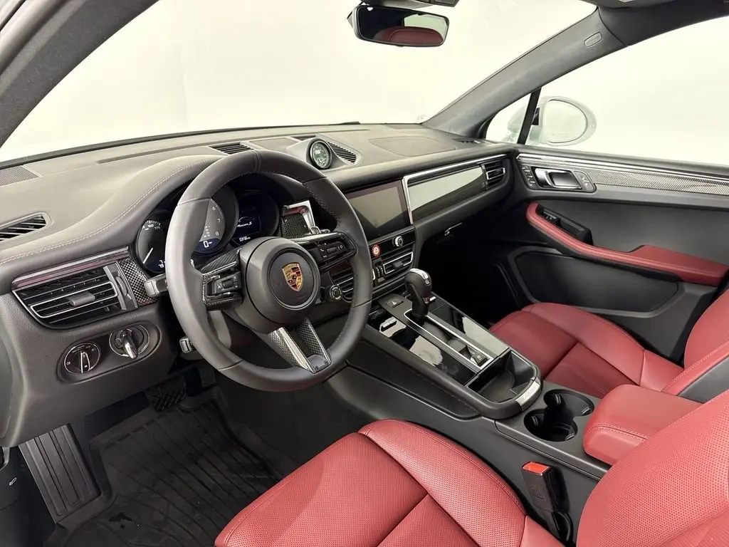 2026 Porsche Macan S - Photo 32
