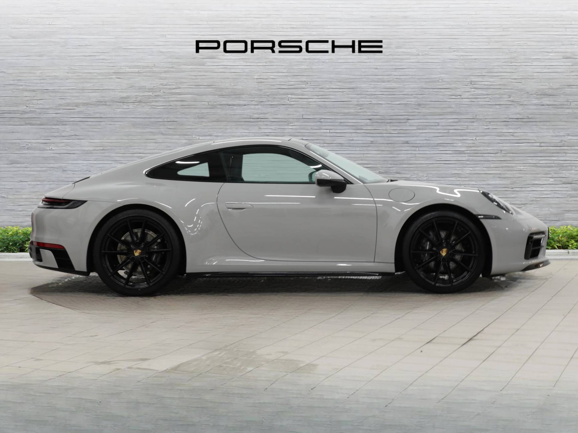 911 Carrera, photo 2 of 42
