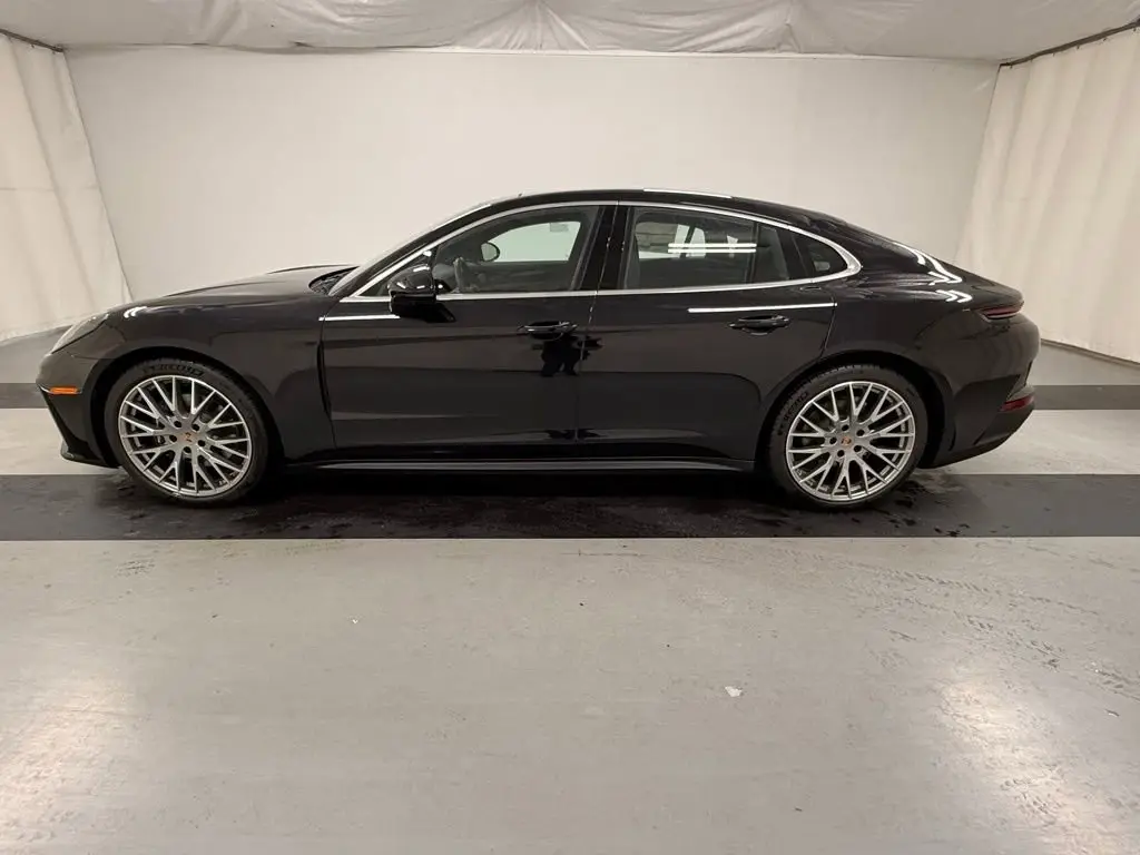 2026 Porsche Panamera Base - Photo 16