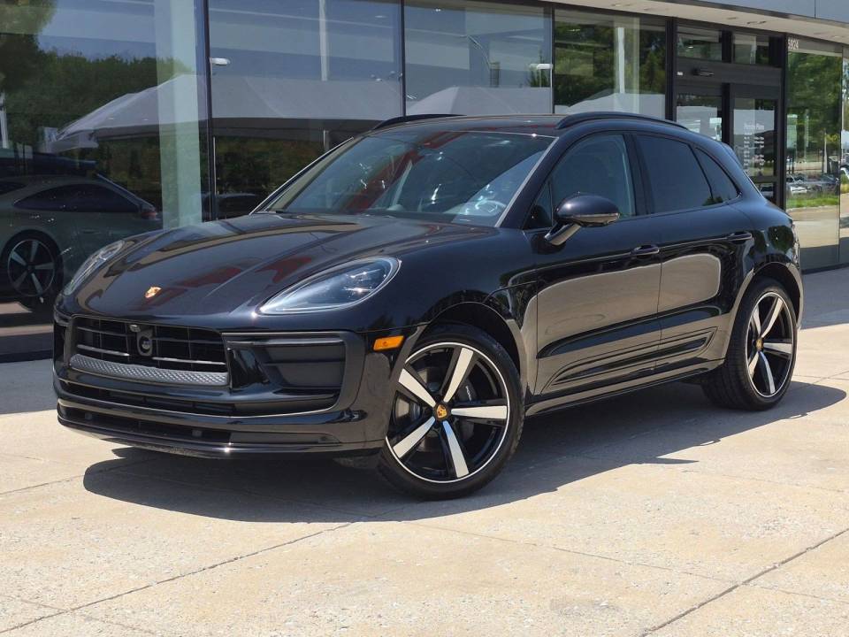 2026 Porsche Macan T