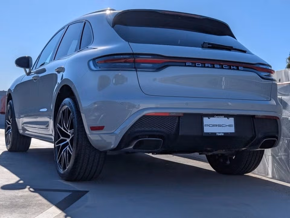 2026 Porsche Macan - Photo 19