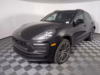 2026 Porsche Macan's photo