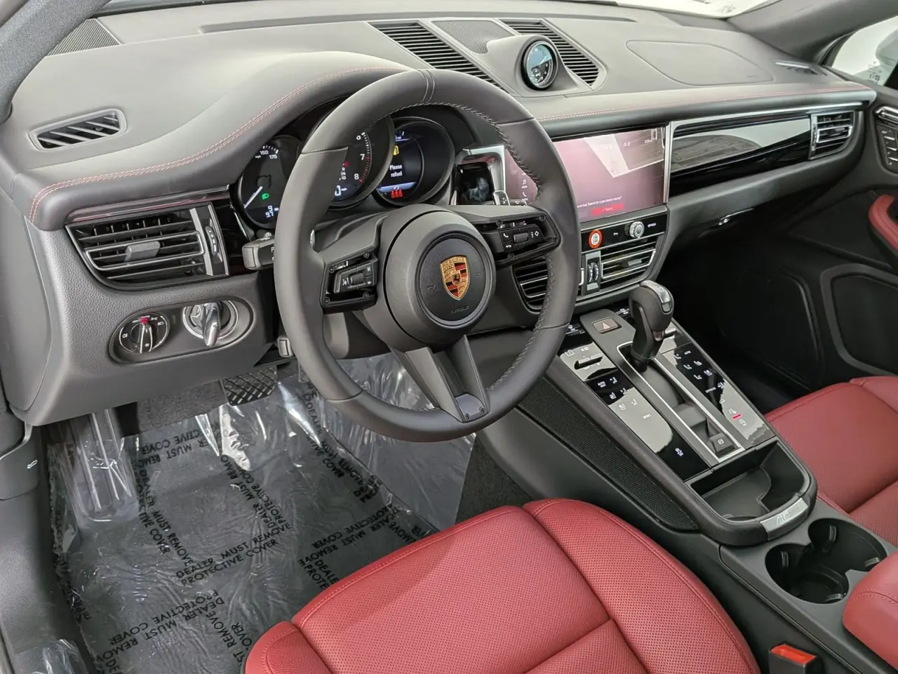 2026 Porsche Macan Base - Photo 24