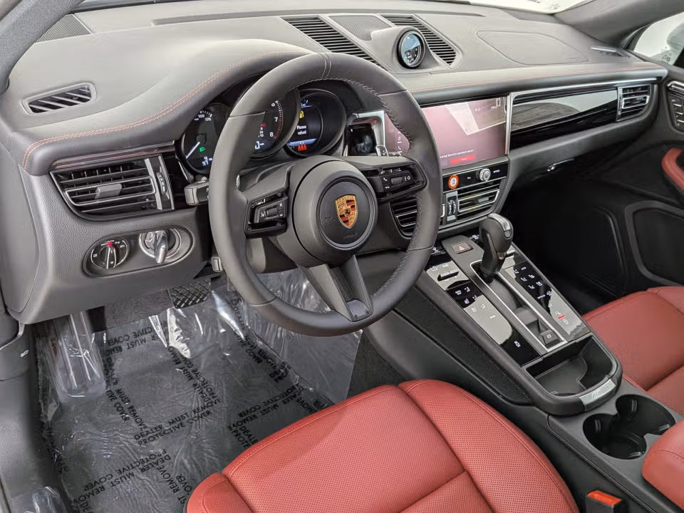 2026 Porsche Macan Base - Photo 19