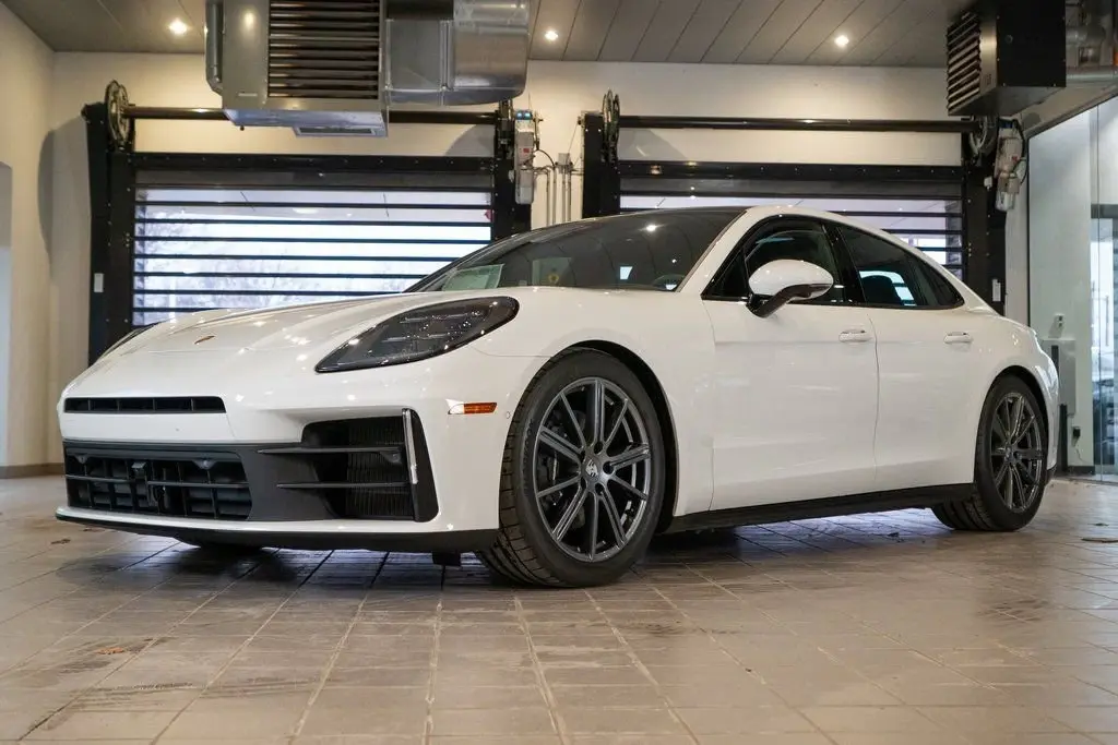 2026 Porsche Panamera Base - Photo 8