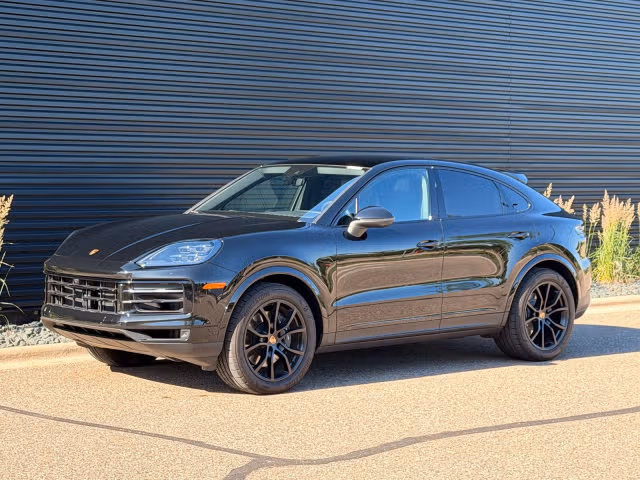 Used 2026 Porsche Cayenne Coup Base with VIN WP1BA2AY0TDA36465 for sale in Saint Paul, Minnesota