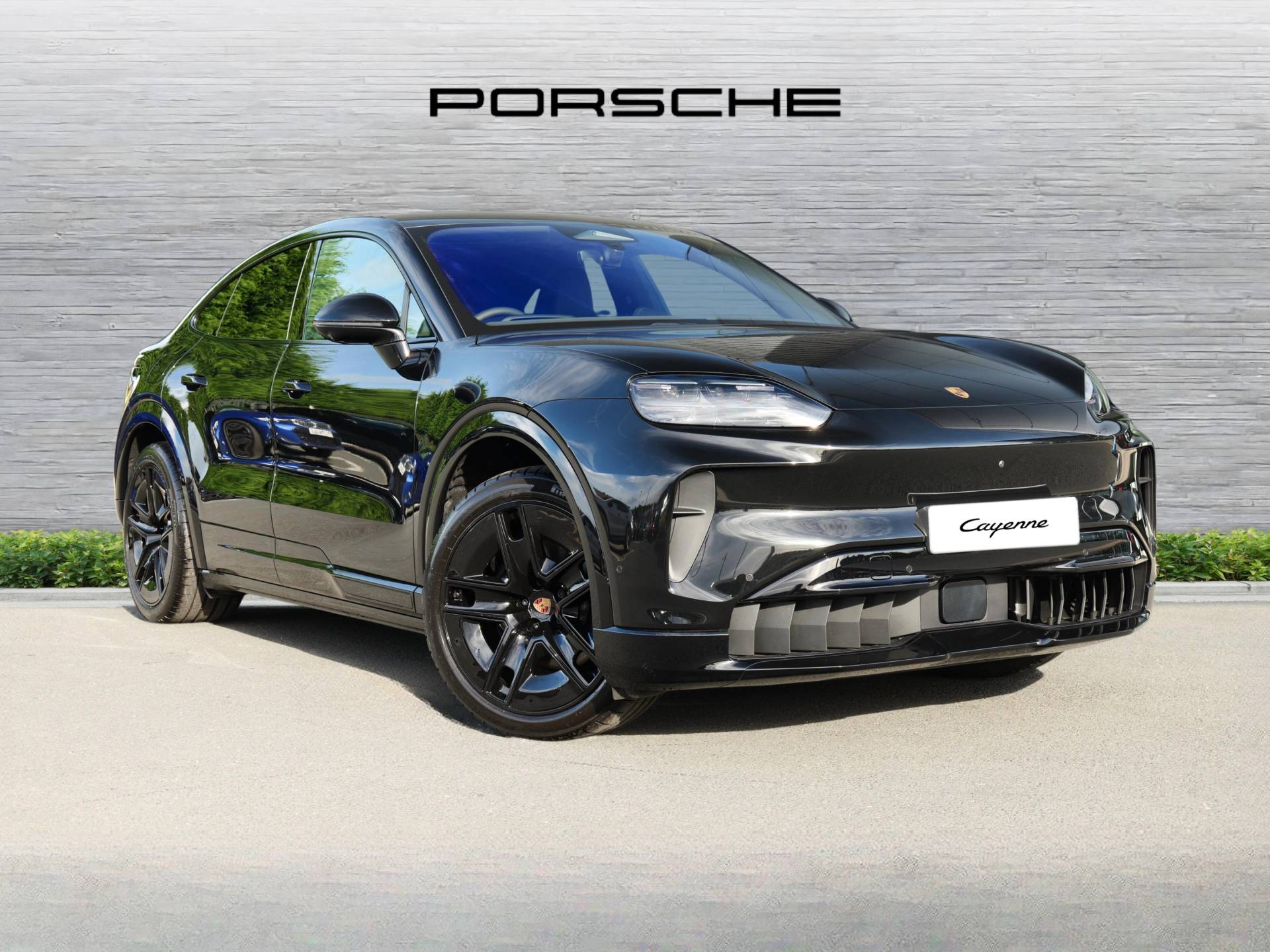 Cayenne Electric Coupé, photo 1 of 44