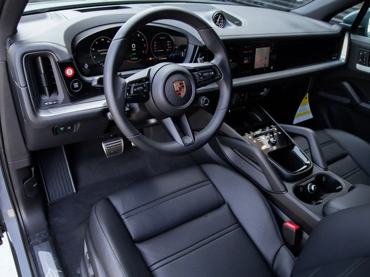 2026 Porsche Cayenne S E-Hybrid - Photo 32
