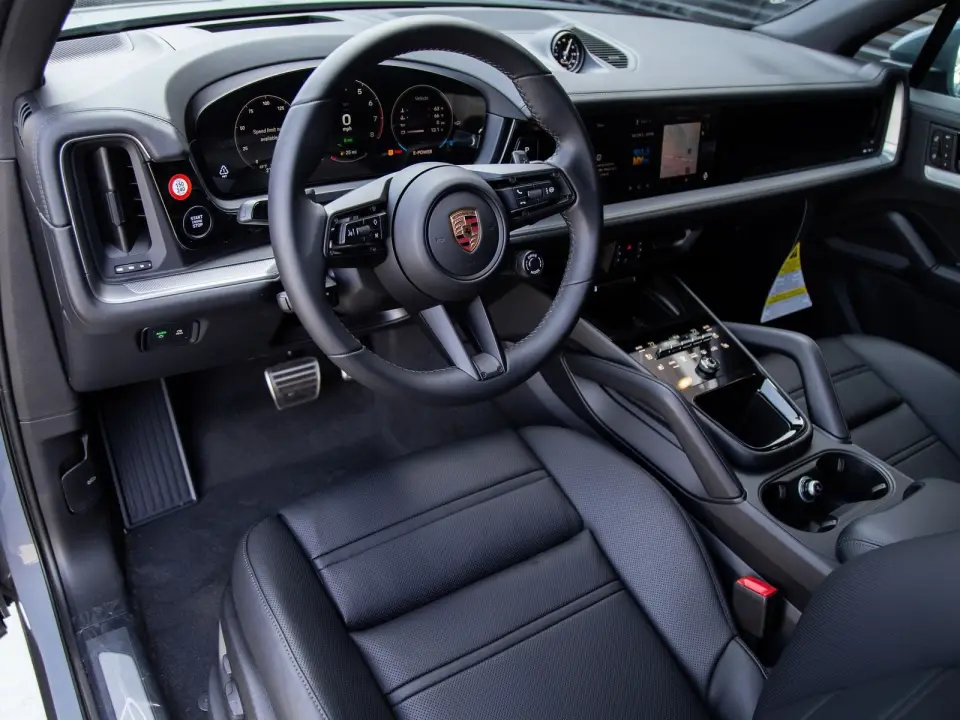 2026 Porsche Cayenne S E-Hybrid - Photo 31