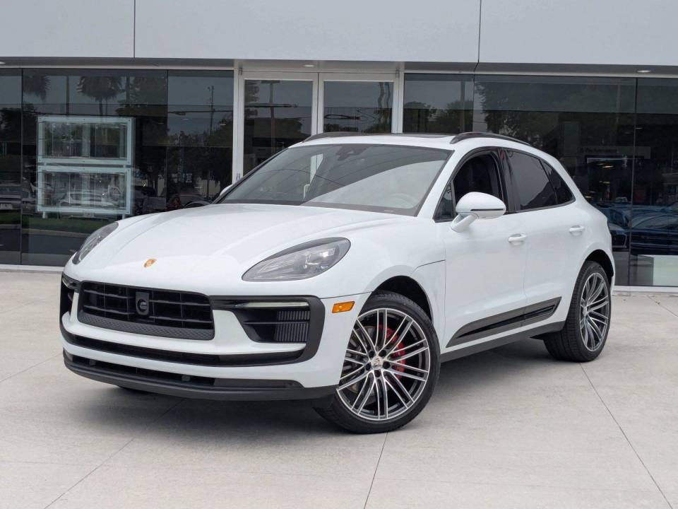 2025 Porsche Macan