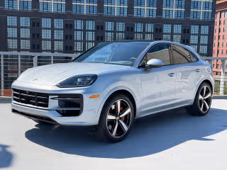 2025 Porsche Cayenne S E-Hybrid's photo