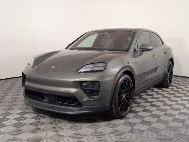 Used 2026 Porsche Macan Base with VIN WP1AA2XA3TL000116 for sale in Brentwood, TN
