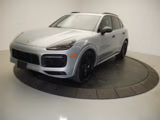 2021 Porsche Cayenne GTS's photo