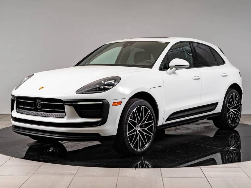 2026 Porsche Macan T