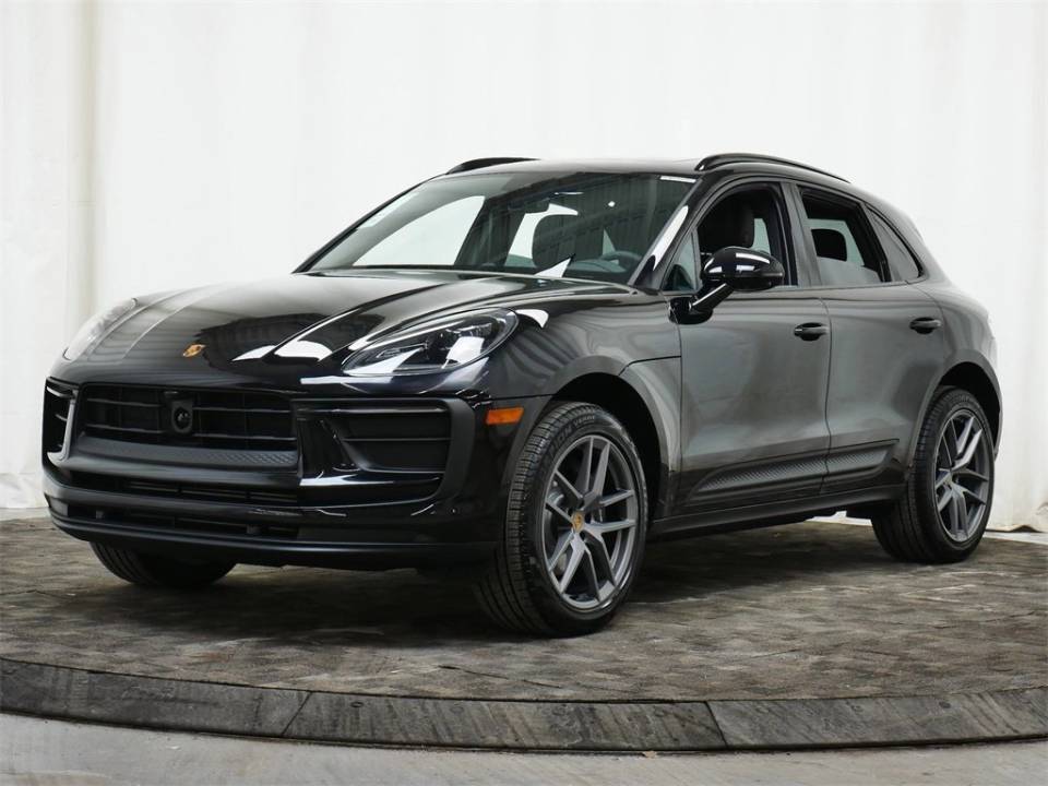 2026 Porsche Macan
