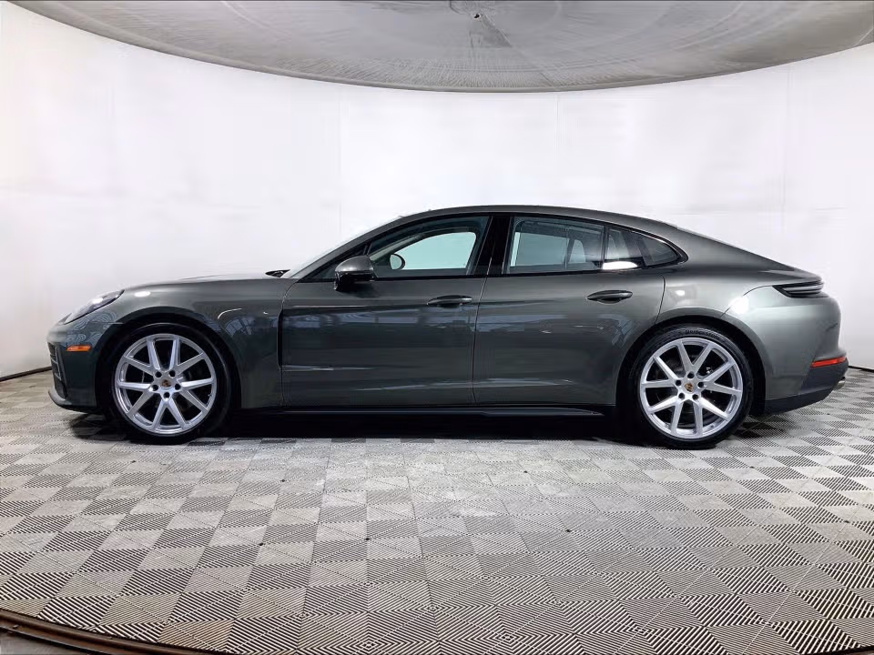 2026 Porsche Panamera Base - Photo 11