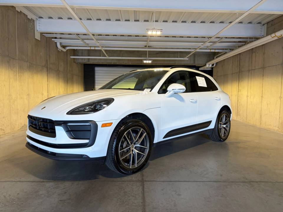 2026 Porsche Macan