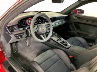 2024 Porsche 911 GTS - Photo 29