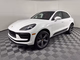 2026 Porsche Macan's photo
