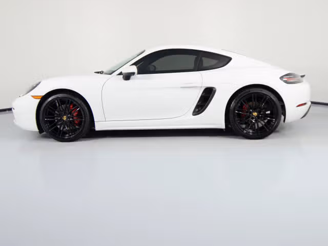 2024 Porsche 718 10