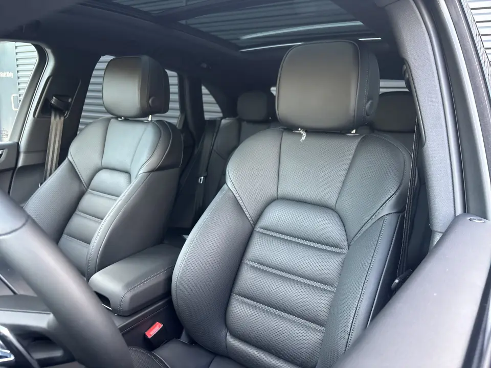 2026 Porsche Macan S - Photo 39