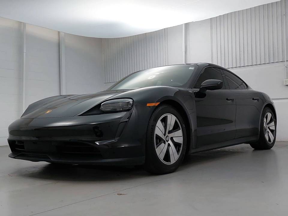 2022 Porsche Taycan Base