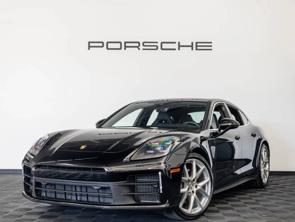 2025 Porsche Panamera