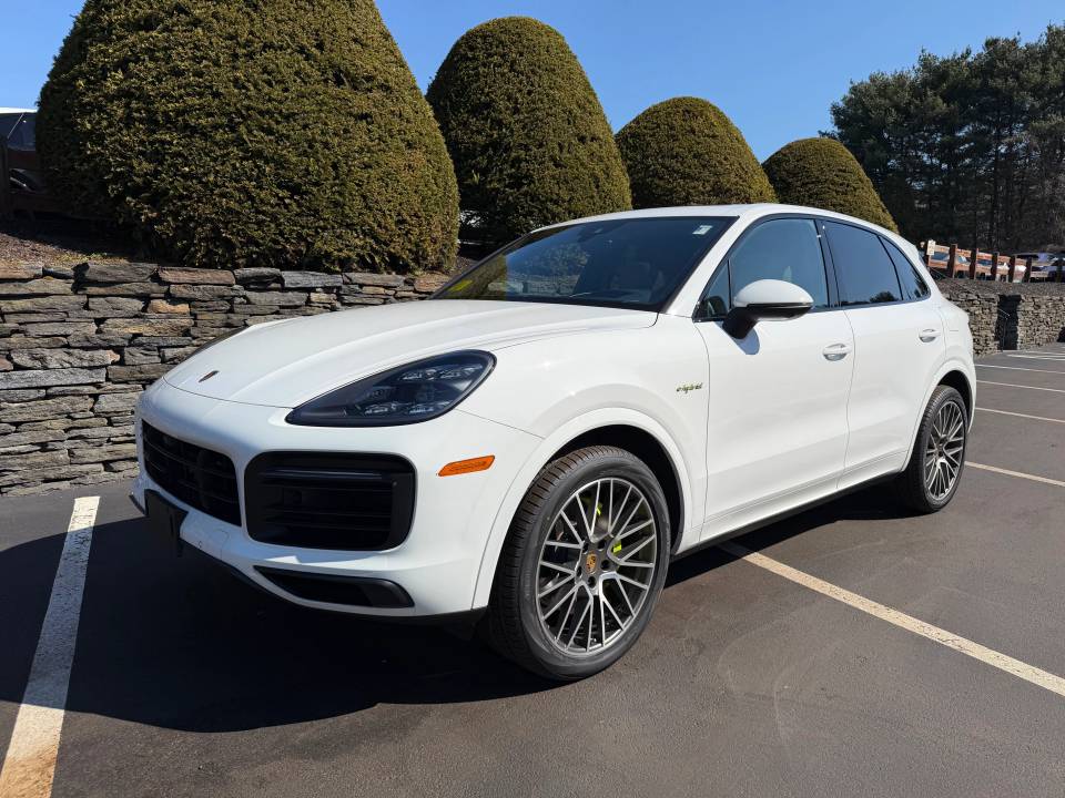 2023 Porsche Cayenne E-Hybrid