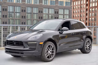 2026 Porsche Macan's photo
