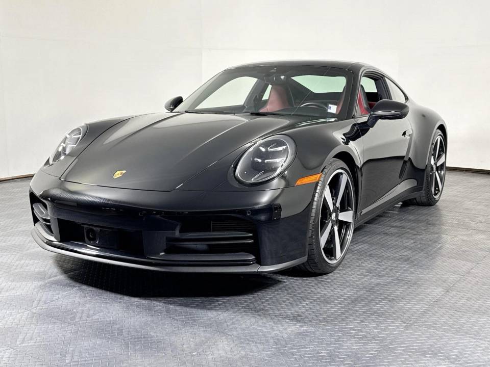 2025 Porsche 911